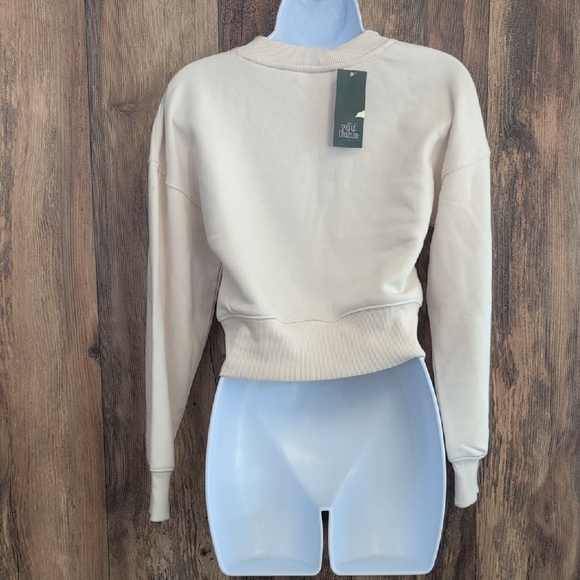 NWT Wild Fable Off-White Crew Neck Crop Sweatshirt XXS          -717C - Picture 3 of 5